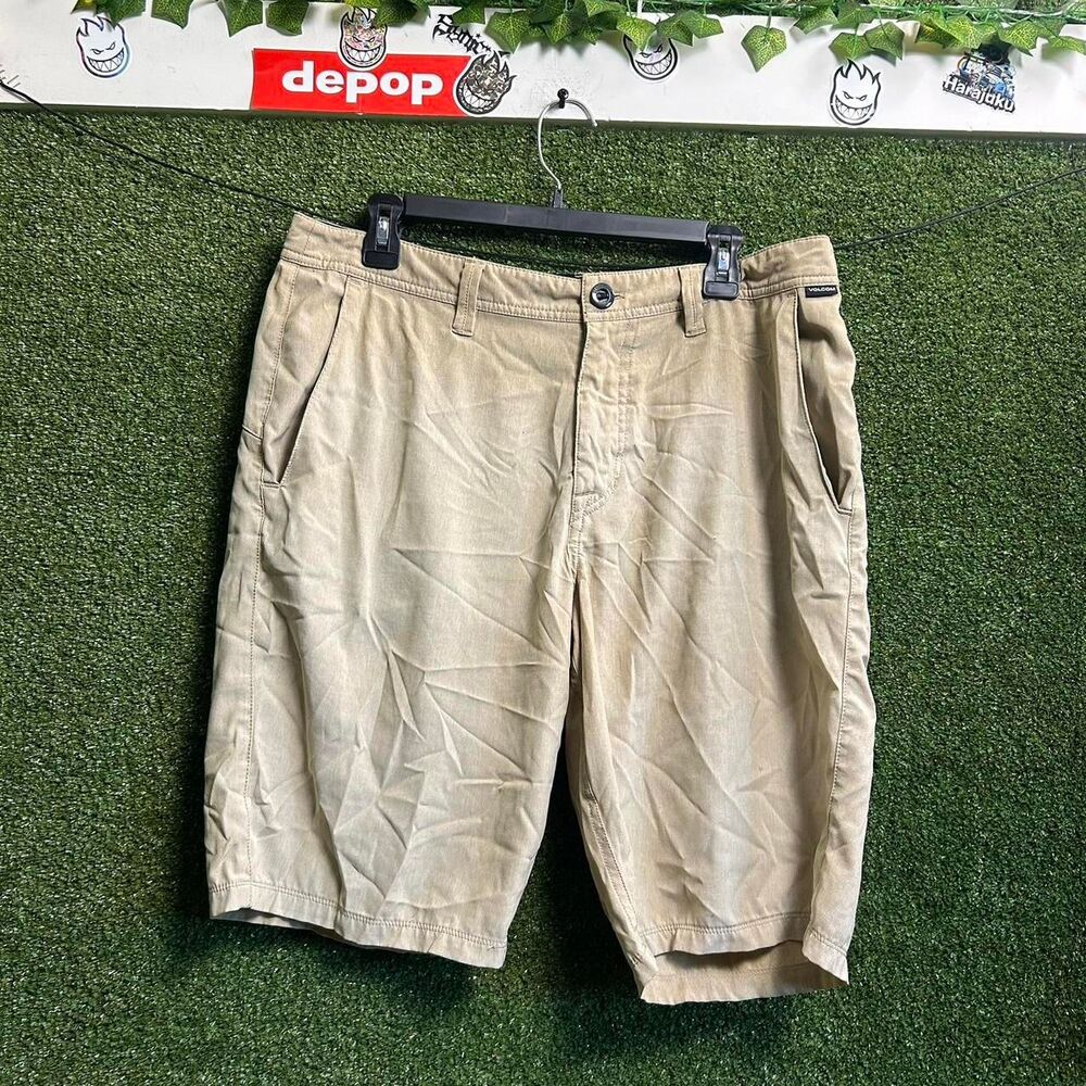 Volcom Men's Tan and Cream Shorts